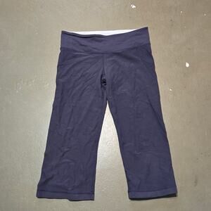Lululemon Mid Rise Reversible‎ Groove Cropped Gray Leggings Women's Size 8